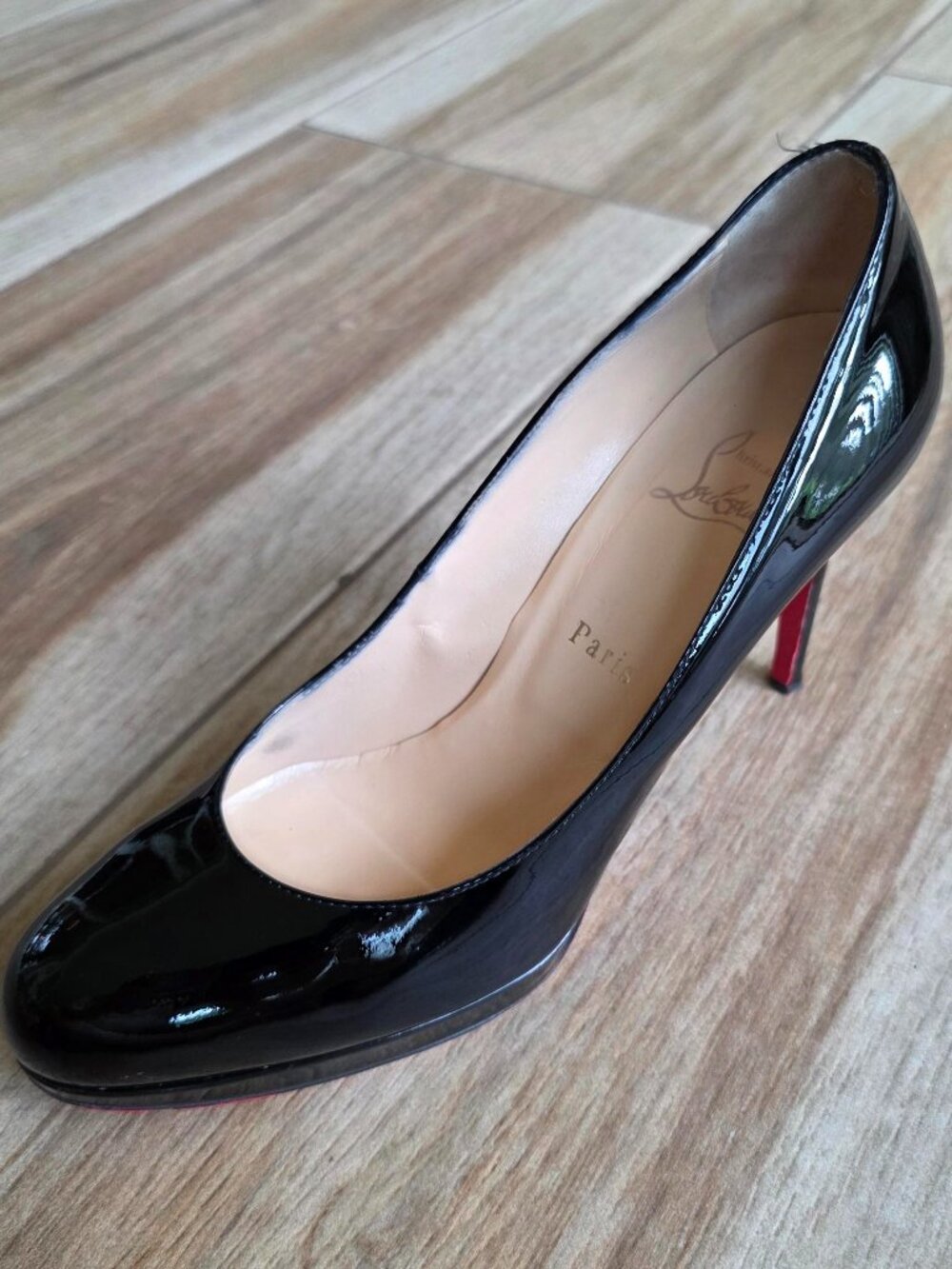 Christian Louboutin New Simiple 100 Black Patent Pumps Eur. 40